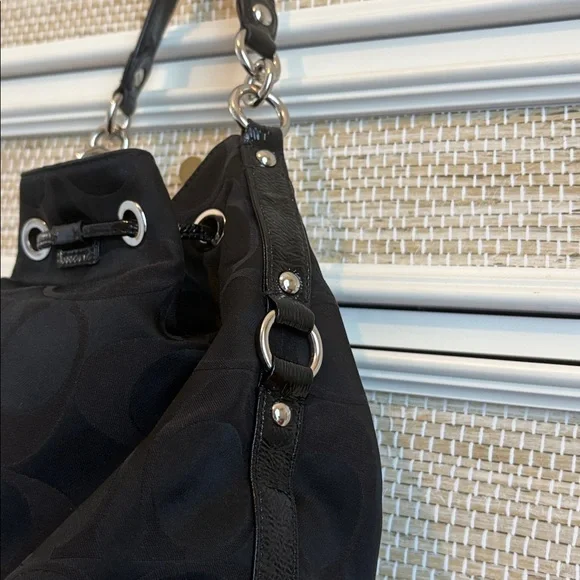 Coach Poppy Black Drawstring Bucket Bag EUC - Picture 9 of 16